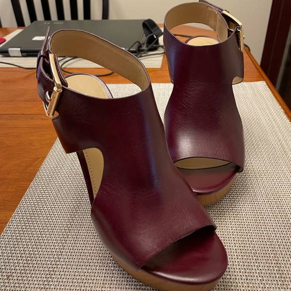 MICHAEL Michael Kors Burgundy Open-Toe Heels - Picture 1 of 5